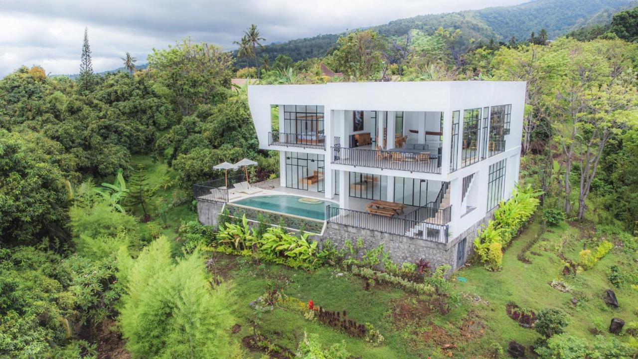 The Hacienda Lovina Villa ภายนอก รูปภาพ