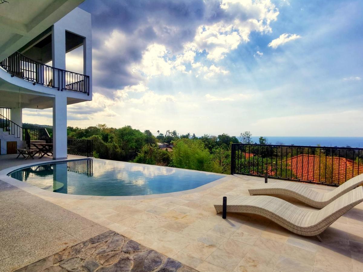 The Hacienda Lovina Villa ภายนอก รูปภาพ